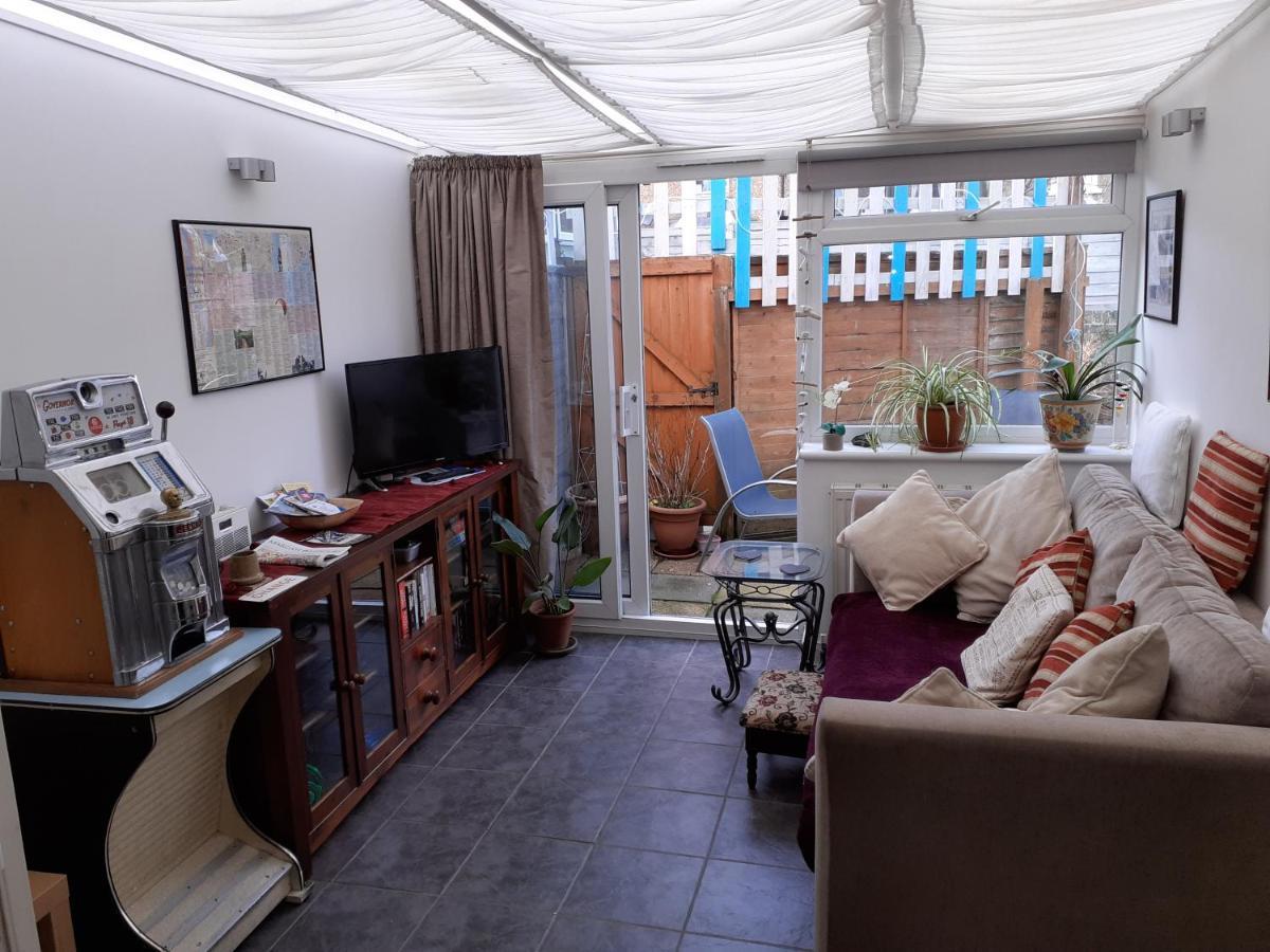 The Get Away Apartment Margate Luaran gambar